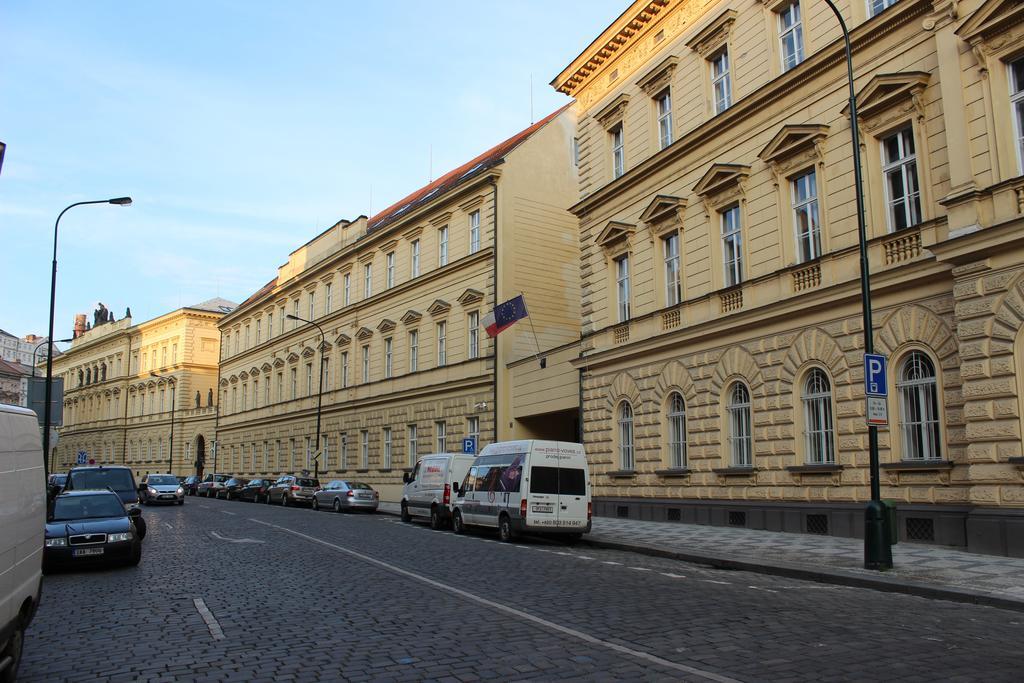 Prague Vysehradska Apartment Eksteriør billede
